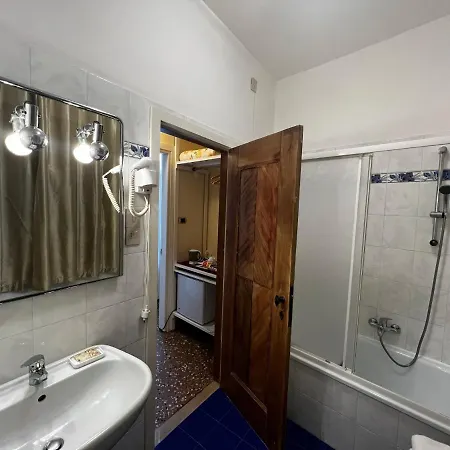 Casa Antico Portego מלון *