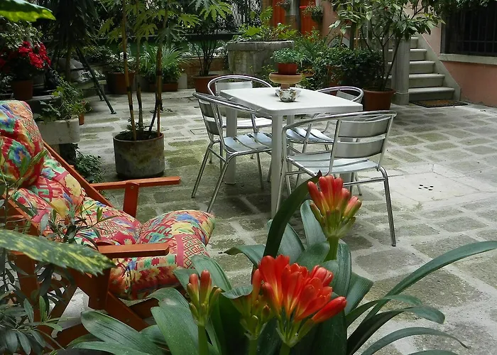 Casa Antico Portego Hotel